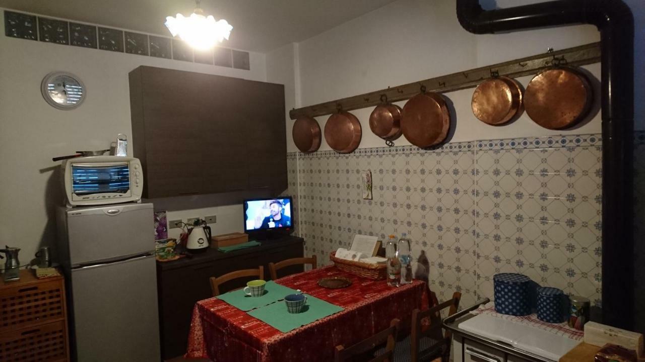 Casa Vacanze Piazza Apartment 2 Sant'Andrea di Conza Εξωτερικό φωτογραφία